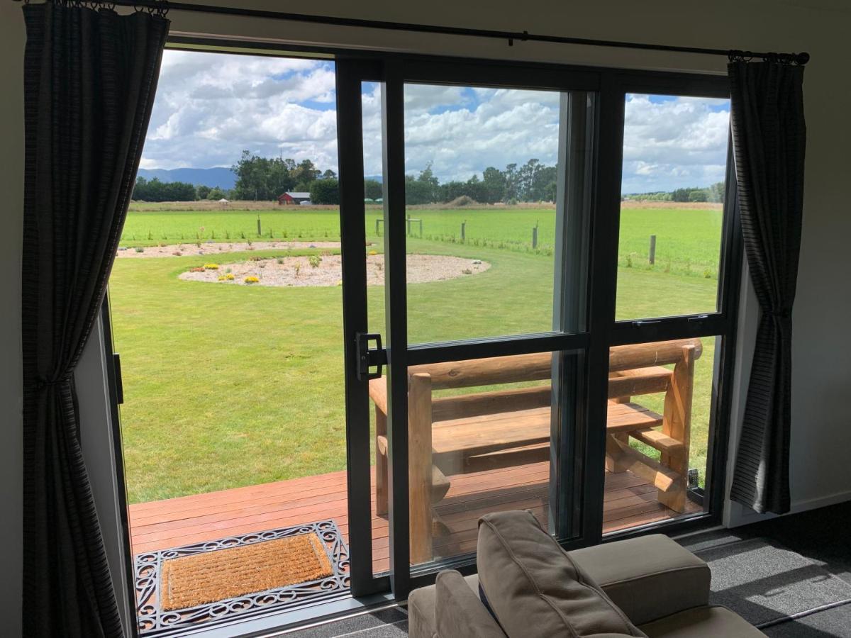 Oxford - Under The Mountains 1-Bedroom Guesthouse Burnt Hill Eksteriør bilde
